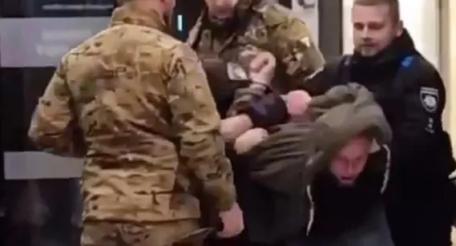 Венгрия призывает ЕС обратить внимание на действия украинских военкомов