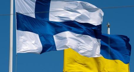 Военный конфликт на Украине привёл к расколу финского общества