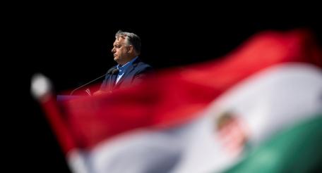 авторитетные международные аналитические компании, в частности McLaughlin and Associates, склоняются к тому, что у ФИДЕС действительно всё ещё сохраняются шансы на конечное возобладание