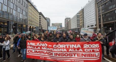 Протесты против неуместной Олимпиады охватили итальянские города