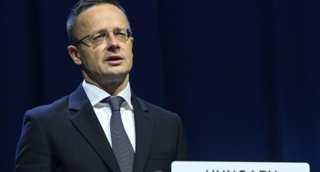 Венгрия и Словакия ведут переговоры с Хорватией об импорте российской нефти через трубопровод "Адриа". 