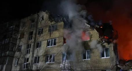 сбитие ракеты Искандер над жилым массивом в Харькове привело к трагедии: ракета упала на жилой дом, источник Телеграм-канал Первый Харьковский