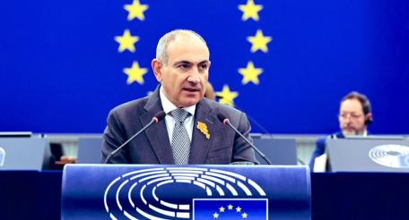 Никол Пашинян выступил в Европарламенте с очередной зажигательной речью