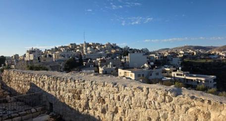 Израильские поселенцы захватывают земли христиан