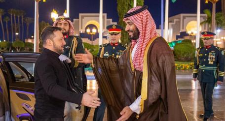 «Деньги и нефть в обмен на LEGO», или Зачем Зеленский ездил по странам Персидского залива?