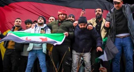 Мигранты с Ближнего Востока захлёстывают Европу