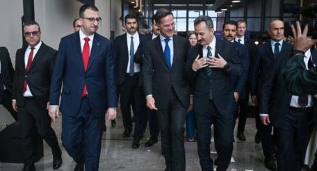 Генсек НАТО побывал с визитом в Турции