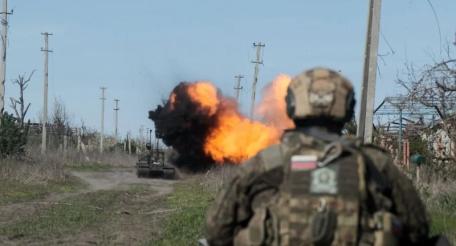 роботы с электромагнитными установками разминируют освобождённые территории ДНР, источник МАХ-канал WarGonzo