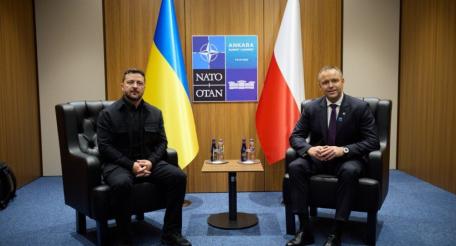 Президенты Украины и Польши Зеленский и Навроцкий
