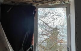 накануне БПЛА ВСУ атаковал частное домовладение в Васильевке. В результате атаки дрона дом практически разрушен. Пострадавших нет