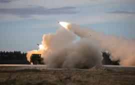 Боевые действия на Украине показали высокую эффективность реактивных систем залпового огня (РСЗО). 