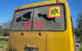 вражеский беспилотник атаковал школьный автобус в Михайловском муниципальном округе Запорожской области, пострадал ребёнок, источник Телеграм-канал Дневник Десантника
