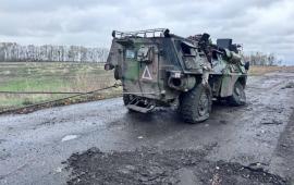 французский бронетранспортёр VAB, брошенный ВСУ в Курском приграничье, источник Телеграм-канал Военкор Котенок