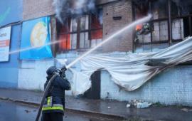 на Запорожском направлении ВС РФ нанесли комплексный удар по авиаремонтному заводу противника. Также поражены склады БПЛА и пункты запуска дальнобойных дронов, источник Телеграм-канал Дневник Десантника