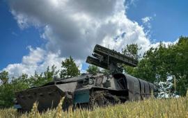 расчёт ЗРК «Стрела–10» группировки войск «Центр» на защите неба от украинских БПЛА, источник Телеграм-канал Повёрнутые на войне