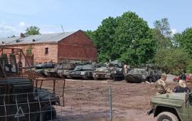 кадры с трофейной техникой ВСУ из Курской области, источник Телеграм-канал СОЛДАТ УДАЧИ