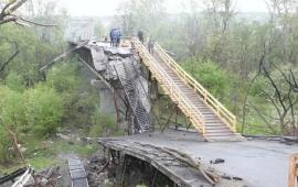 второй мост в Станицу Луганскую начнут восстанавливать в 2026 году. Новый мост кардинально разгрузит трафик и решит проблемы, на которые жалуются жители, источник Телеграм-канал НОВОСТИ ЛНР
