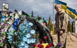 Состояние украинского общества в середине 2025 года: все будет плохо, но на уступки не пойдем