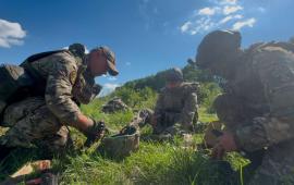 военнослужащие Астраханского батальона 177-го отдельного Гвардейского полка морской пехоты Каспийской флотилии перед выходом на боевую задачу в Сумской области Украины, источник Телеграм-канал Станислав Назаров | КАНАЛ |