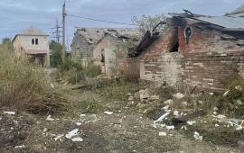 вчера вечером в Славянске около 23:00 на территорию бывшего посудного цеха прилетела Герань. В результате удара повреждены четыре склада и трансформатор, источник Телеграм-канал Сводки и Аналитика СВО (Резерв)
