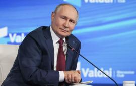 Владимир Путин на заседании Валдайского клуба в 2025 г.