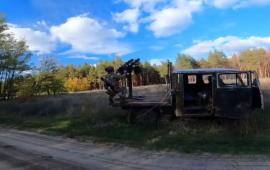 спарка дедовских «Максимов» в кузове УАЗ «Фермер» мобильной огневой группы ВС РФ, источник Телеграм-канал Военный Осведомитель