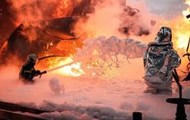последствия удара по объекту нефтегазовой инфраструктуры в Кременчуге Полтавской области, источник Телеграм-канал Повёрнутые на войне