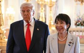 Санаэ Такаити и Дональд Трамп в Токио