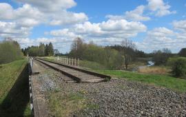 Провокация «Национального объединения»: кто «разбирает» рельсы из России в Латвию