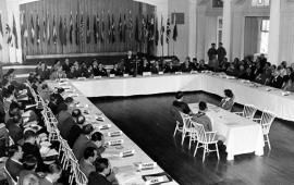 Полвека назад было принято решение о запуске бумажно-долларового стандарта