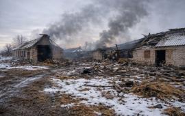 ВСУ продолжают сознательную охоту на мирных жителей левобережья Херсонщины. Нацисты нанесли удар по фермерскому хозяйству, уничтожив постройки и автотранспорт, источник Телеграм-канал FREE KHERSON