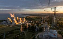 За грандиозный атомный проект Макрона заплатят простые французы