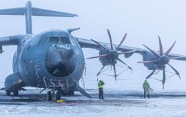 На аэродроме Рованиеми регулярно садятся военные транспортники Пентагона
