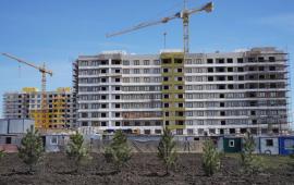 в Енакиево запланировано возведение 688 780 м² жилья и 96 объектов инфраструктуры. Также будут обновлены сотни километров водопроводных, канализационных, электрических и газовых сетей, а более 1000 км устаревших сетей ликвидируют., источник Телеграм-канал Донбасс Сейчас