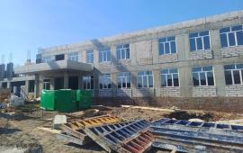 в Славяносербском районе ЛНР возводят новый корпус Родаковской средней школы. Здание серьёзно пострадало летом 2022 года, источник Телеграм-канал Сыны Отечества|Новости ЛНР здесь!