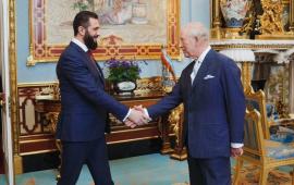 Временный президент Сирии Ахмед Аш-Шара`а побывал на аудиенции у короля Великобритании Карла.