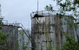 Украинские беспилотники опять упали в Латвии, повреждён пустой нефтяной резервуар