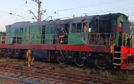 в Днепропетровской области ВС РФ ударами Геранями поразили два тепловоза, которые противник использовал для подвоза составов с вооружением, источник МАХ-канал Дневник Десантника