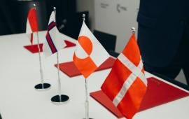 недавно вступил в действие подписанный 13 февраля с. г. договор «Об интенсификации оборонного сотрудничества» между Данией (с участием Гренландии и Фарерских островов) и Канадой. 