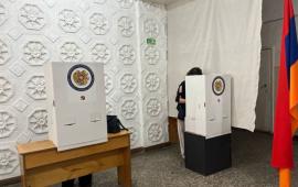 Выборы без согласия: армянская оппозиция идет ва-банк и требует отмены итогов голосования в КС