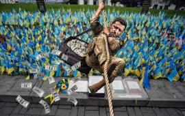 Результаты соцопросов не радуют киевскую власть, или Куда движется Украина?